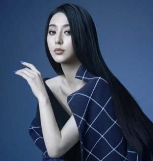 霸气女神范冰冰化身蒙娜丽莎抢镜，众粉丝围观