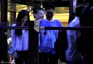 奶茶与刘强东十指相扣，深夜会友 图片丨资料丨内幕