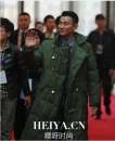 刘德华军大衣走秀  买了一个刘德华同款军大衣然后……