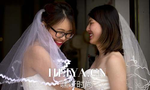 Teresa李婷婷微博背景个人资料照片 中国首对女同性恋婚礼现场视频播放