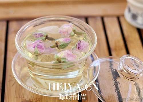 夏季喝什么茶美容养颜   喝什么茶护肤