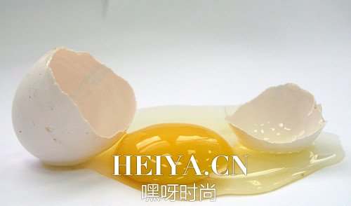 鸡蛋清敷脸有什么好处   鸡蛋清敷脸可以祛痘吗