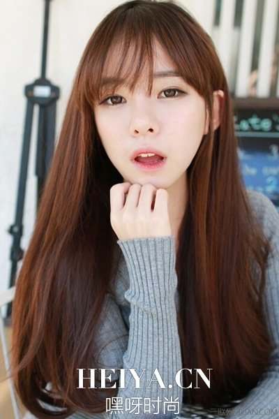 头发多的女生适合什么样的发型  小清新扑面而来