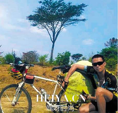 何干辉背景个人资料照片 男子跟女友吵架骑车去非洲现场照片 何干辉背景个人资料照片 男子跟女友吵架骑车去非洲现场照片