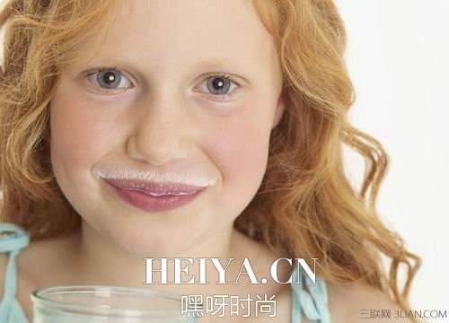 睡觉前应不应该喝牛奶   睡前喝牛奶会发胖吗