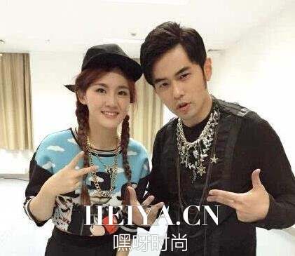 中国好声音陈梓童《黑色幽默》现场视频在线直播观看歌词下载