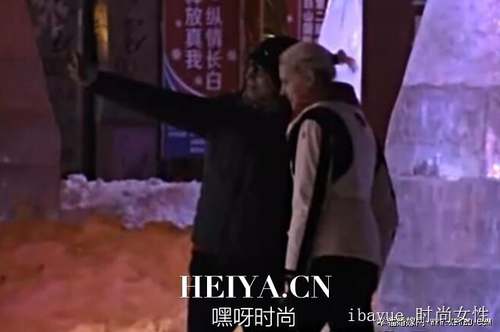 加拿大人李白照片个人资料 撒贝宁李白Lisa度假亲密同居图片 五洲唱响乐团李白家庭背景
