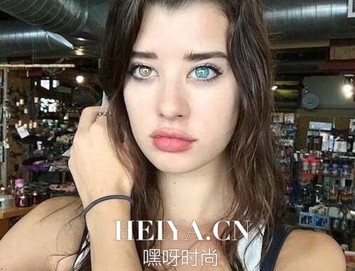 莎拉Sarah McDaniel眼睛照片 莎拉为什么瞳孔颜色不同原因真相 莎拉Sarah McDaniel眼睛照片 莎拉为什么瞳孔颜色不同原因真相