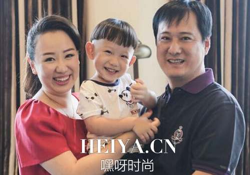 关凌全家福照片曝光_老公姬云飞个人资料照片