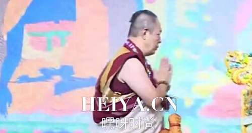 张铁林坐床