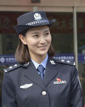 警花与警犬李姝寒扮演者是谁 侯梦莎个人资料