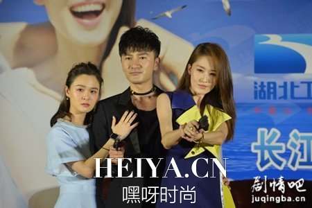 亲密的搭档剧照