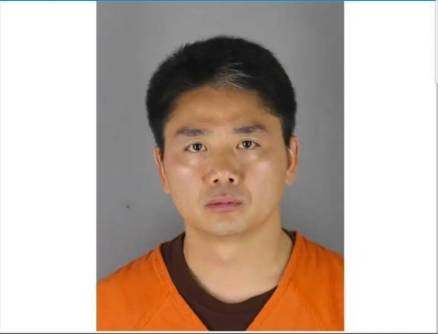 刘强东被捕照片曝光 刘强东性侵大学生是真的吗